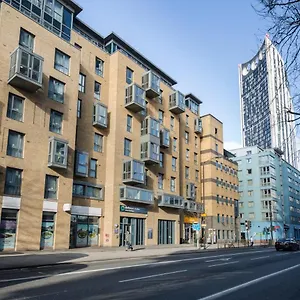 Apartment Stunning At Dashwood In For Students Only