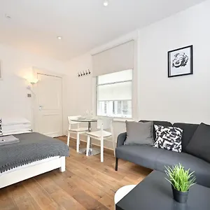 Stylish Central Soho Studio's * London