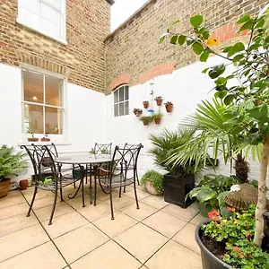 Apartment Pass The Keys Garden In Stockwell *
