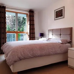 Stylish Wembley Stadium And Ovo Arena Apartment,