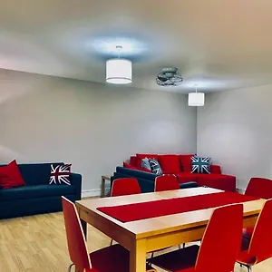 Apartment In Colindale *