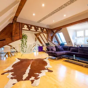 Pass The Keys Beautiful Spacious 2-bed In Converted Church * London