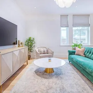 Apartment Royal Kensington In Cromwell Road *
