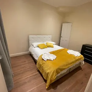 Camden Suites Apartment London