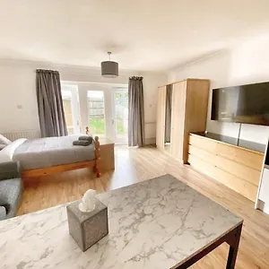 Apartment Excel With Parking