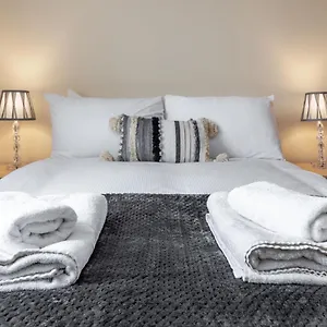 Apartment Suites By Rehoboth - Palmers -