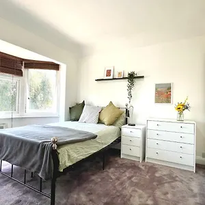 No2326 Tree-hole Apartment