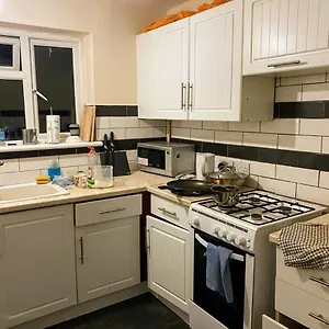 Homestay Comfortable Double Bedroom In London *