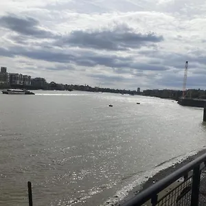 Homestay Limehouse Upon Thames In Great Location London