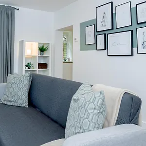 Apartment Private 2 Bedroom In West Hampstead London