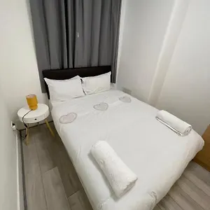 Miles Building 2 Apartment *