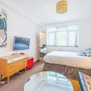 Flat 13 London