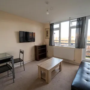 View Bermondsey Apartment *
