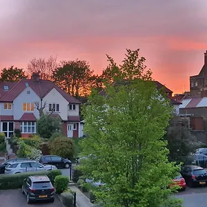 Parkview Court Apartment London