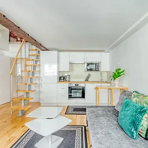 Apartment Loft Piccadilly Circus London