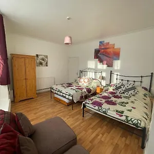 Near Tottenham Hotspur Stadium Guest house London