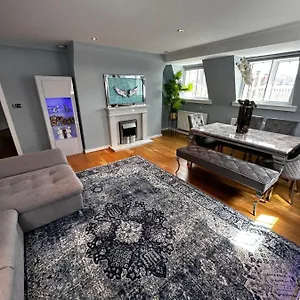 One Bedroom Flat In Chelsea London