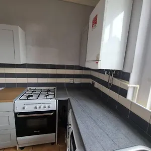 Cute One Bedroom Apartment *