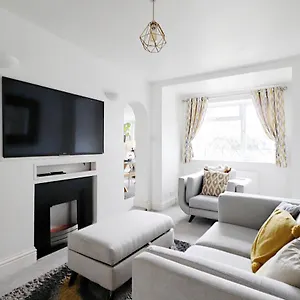 The Bickley Coach House * Bromley