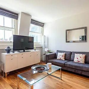 Holborn Flat With Views London