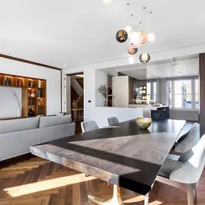 Modern Penthouse In The Apartment *