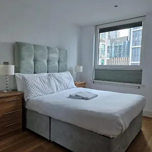 Apartment St James'