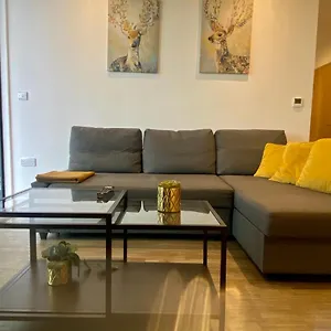 Stunning & Luxury Flat Apartment