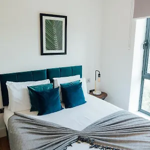 Apartment Access Brick Lane London