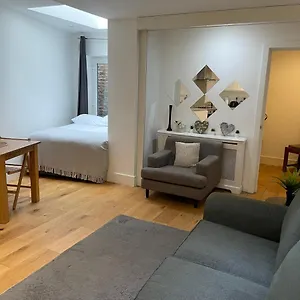 Notting Hill Doorstep London