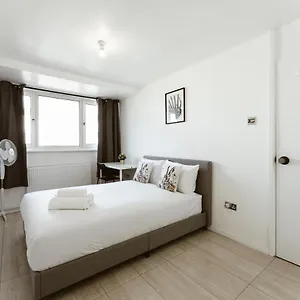 Stratford Cosy - 17 * London