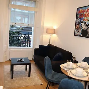 Charming Hyde Park 2bedroom Flat Apartment