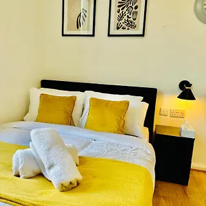 Private Studio Flat In *