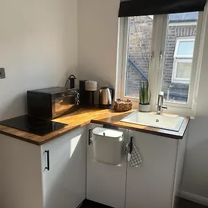 Apartment In The Heart Of *