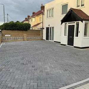 Beautiful Share 7 Of Double Bedroom House With Private Bathroom And Toilets