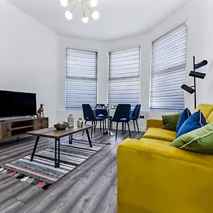 Apartment Comfy And Contemporary One Bedroom Flat London