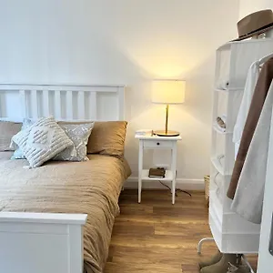 Apartment Peaceful New 1 Bed Flat By Hyde Park *