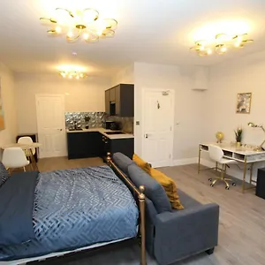 Luxury Flat In London