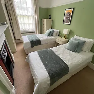 The Victorian * Surbiton