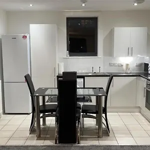 Ariel Luxury Apartment *