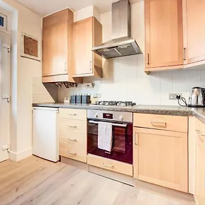 Free Parking Charming Private Apt Apartment *