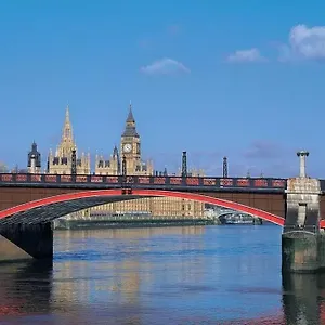 New 1br Wstunning View, 5 Min Vauxhall St Apartment London