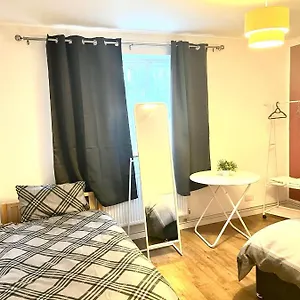 Large With Two Bed In Homestay