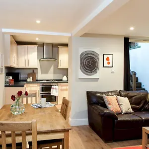 Apartment Madison Hill - Fernlea Garden 2 - One Bedroom Home