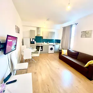 Lovely One Bedroom Flat In London Apartment