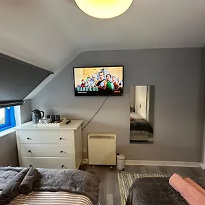 Wembley Serviced Apartment, 20mins From Central *