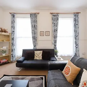Pass The Keys Spacious 3 Bed Flat Near Kings Cross And Camden Apartment