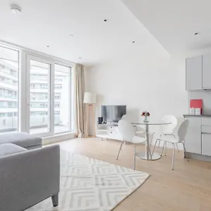 Luxury 2 Bed 2 Bath Close To Chelsea * London