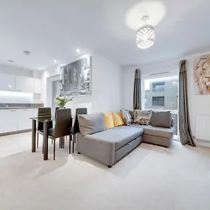 One Bedroom Serviced In Catford Close To Lewisham - Perfect For Long Stay, Business, Leisure And Relocations