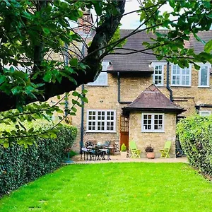 The Hidden Holiday home London