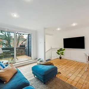 Chelsea Superior - 10 Minutes From Stadium Apartment London